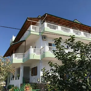 Roku Ksamil